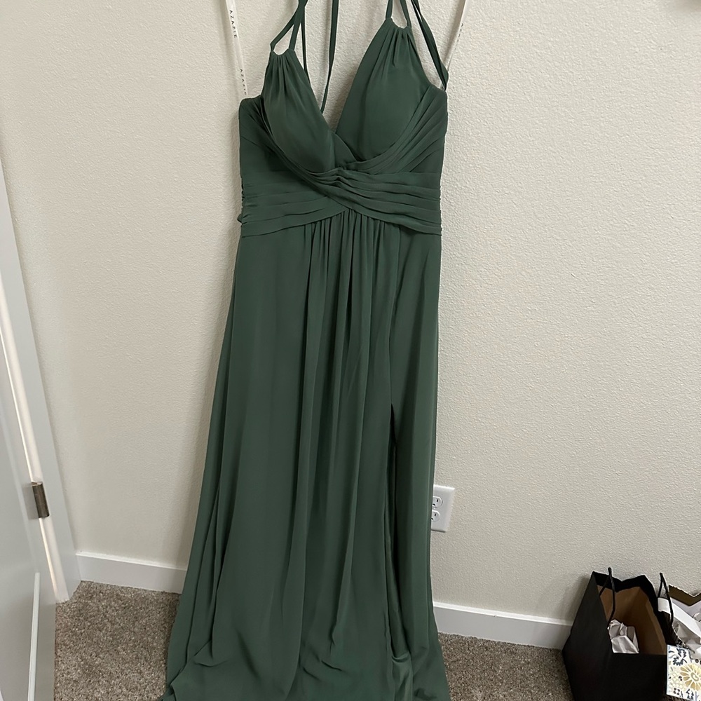 Elegant Green Evening Gown